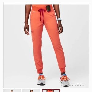 Figs limited edition Sunset orange Zamora™- Petite Jogger Scrub Pants